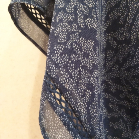 a.n.a. sheer top, gathered waist, size Small - Picture 2 of 3